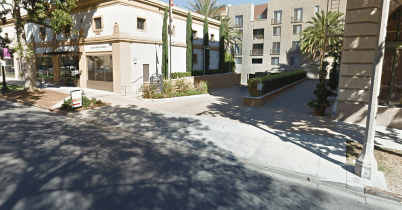 Trio Apartments Garage
