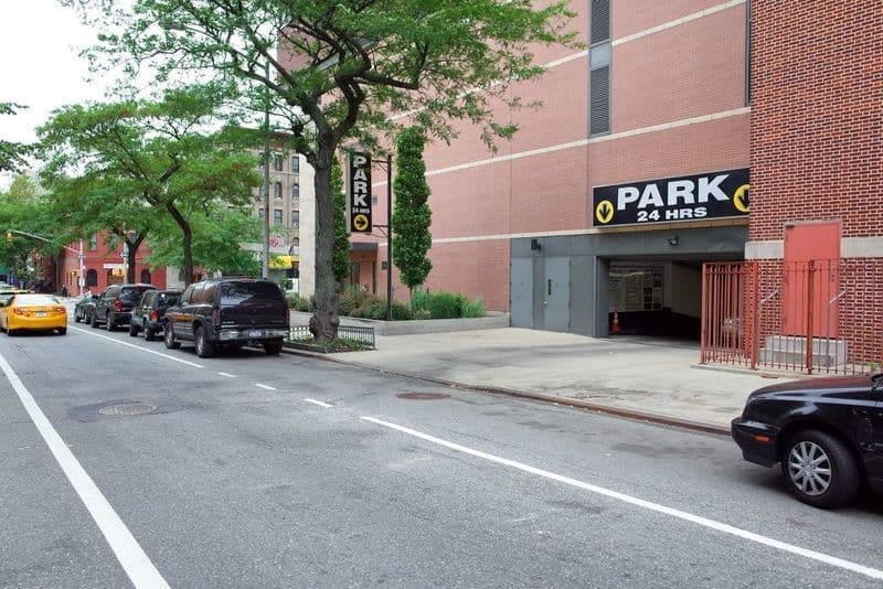 Park-it Management - 1481 5th Ave. Garage